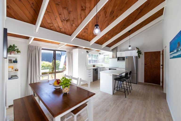 Photo of property in 7 Avenue Road, Greenmeadows, Napier, 4112