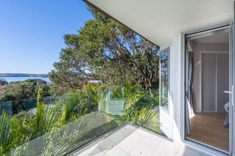 Photo of property in 7 Fenton Terrace, Cockle Bay, Auckland, 2014