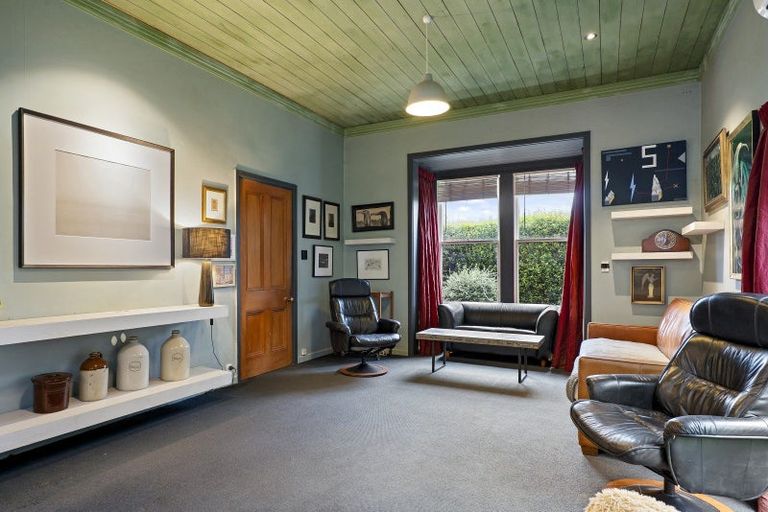 Photo of property in 2 Brittan Terrace, Lyttelton, 8082