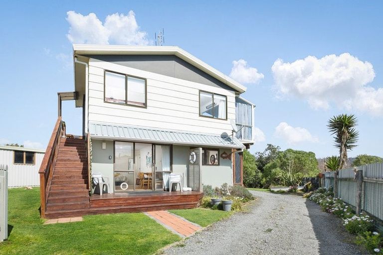 Photo of property in 266b Seaforth Road, Waihi Beach, 3611