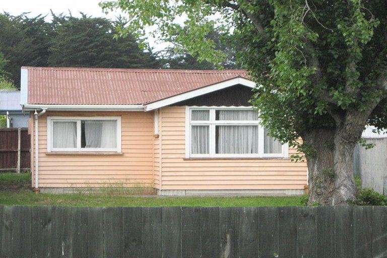 Photo of property in 15 Reserve Road, Waikuku Beach, 7473