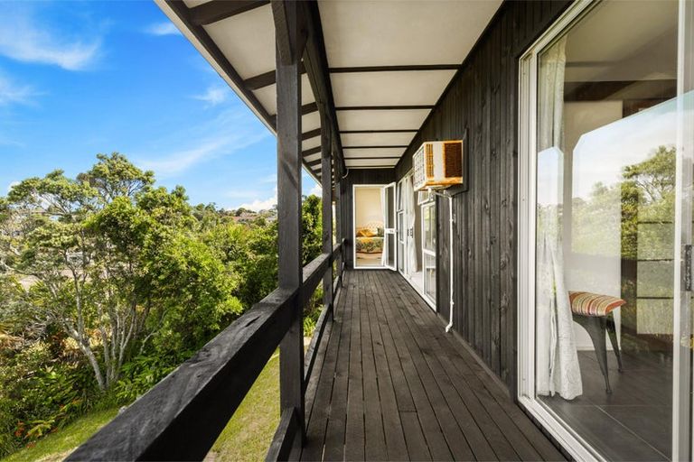 Photo of property in 51 Aberdeen Road, Castor Bay, Auckland, 0620