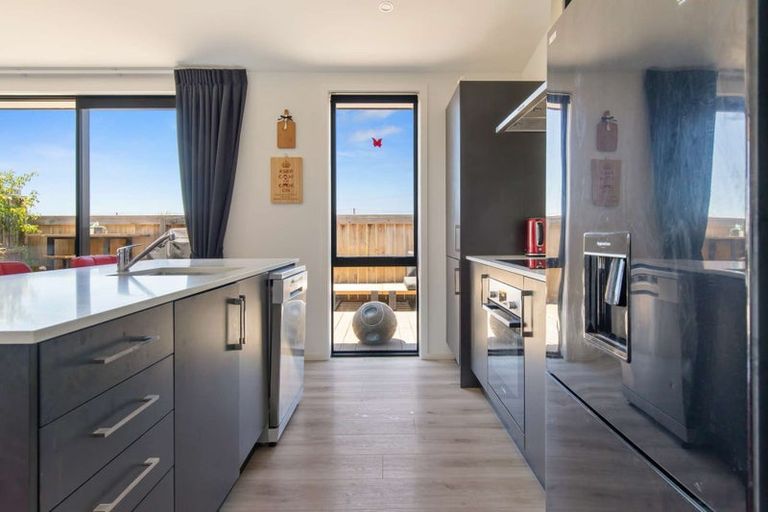 Photo of property in 136 Union Drive, Papamoa, 3118