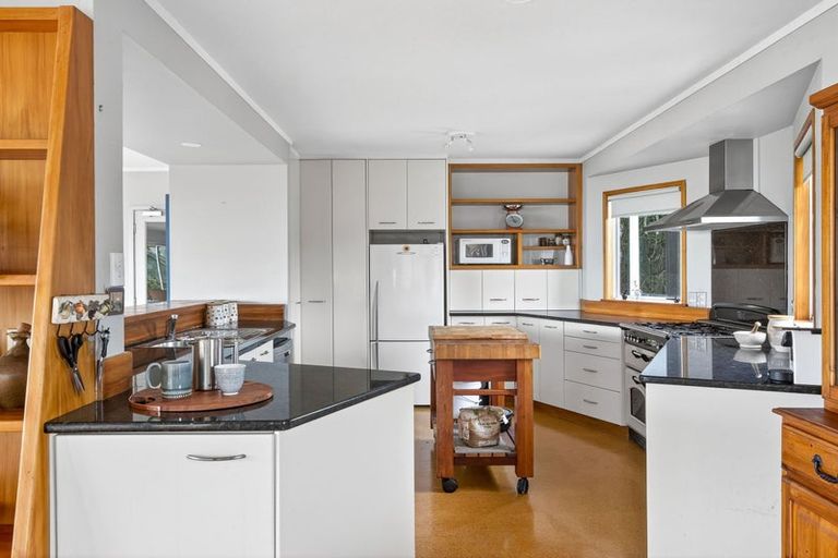 Photo of property in 11 Douglas Street, Okitu, Gisborne, 4010