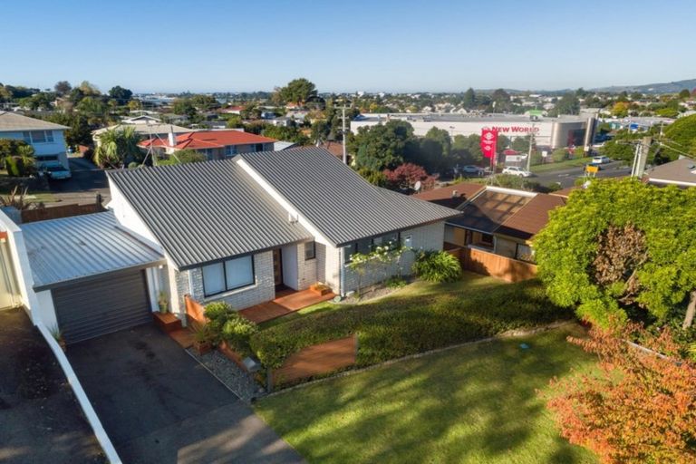 Photo of property in 9 Jefferson Place, Brookfield, Tauranga, 3110