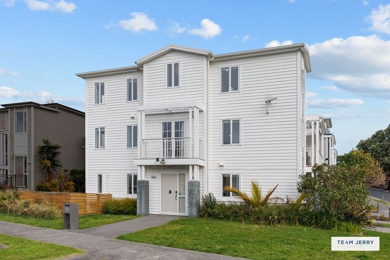 Photo of property in 35 Arrowsmith Drive, Flat Bush, Auckland, 2019