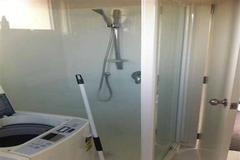 Photo of property in 8/37 Waipa Street, Birkenhead, Auckland, 0626