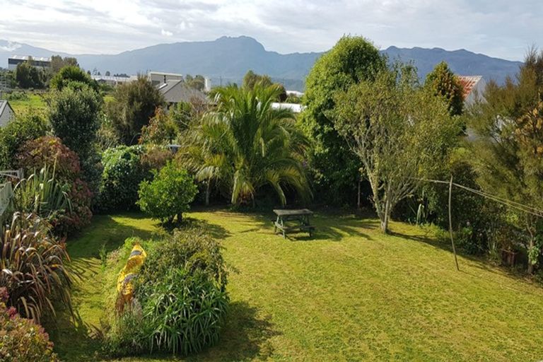 Photo of property in 161 Queen Street, Westport, 7825