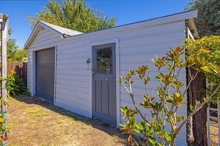 Photo of property in 35 Victoria Street, Masterton, 5810