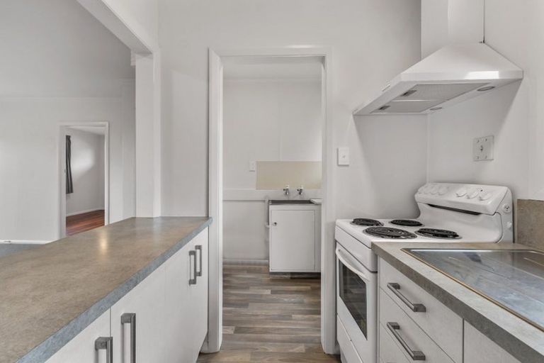 Photo of property in 5a Kowhai Street, Hamilton Lake, Hamilton, 3204