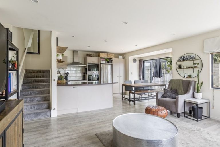 Photo of property in 66c Grand Drive, Orewa, 0931