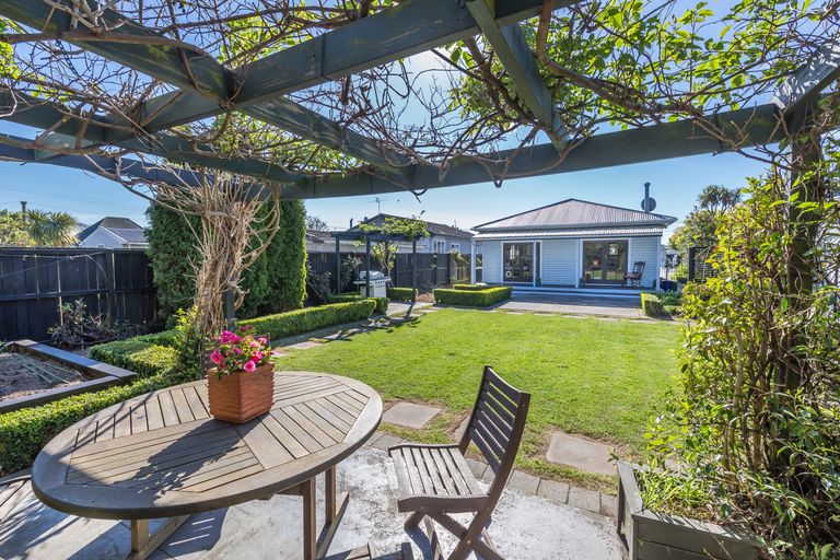 Photo of property in 64 Conway Street, Somerfield, Christchurch, 8024