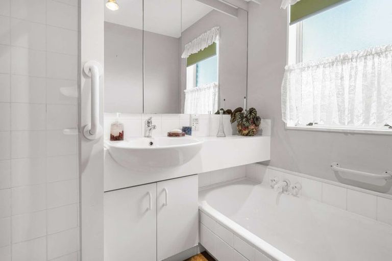 Photo of property in 1a Mitchell Street, Waipukurau, 4200