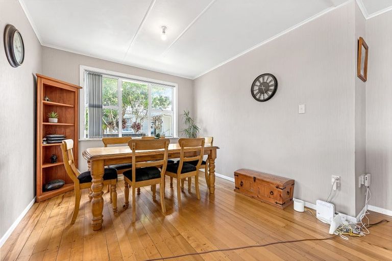 Photo of property in 101 Astley Avenue, New Lynn, Auckland, 0600
