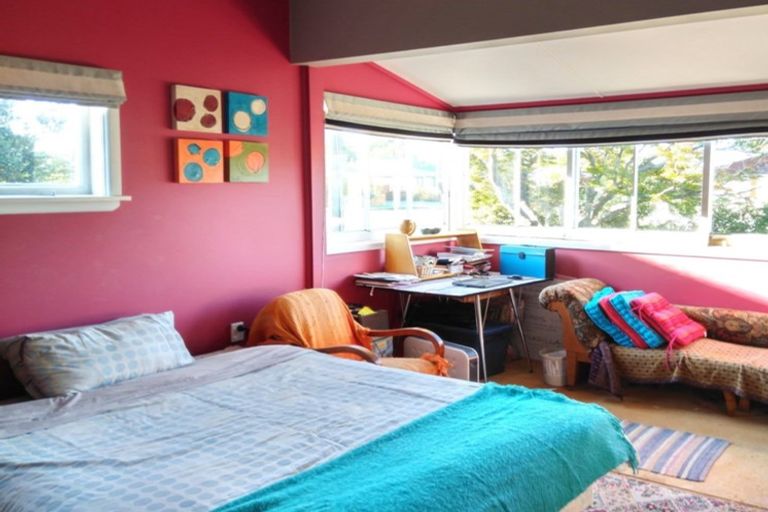 Photo of property in 71 Mckenzie Street, Geraldine, 7930