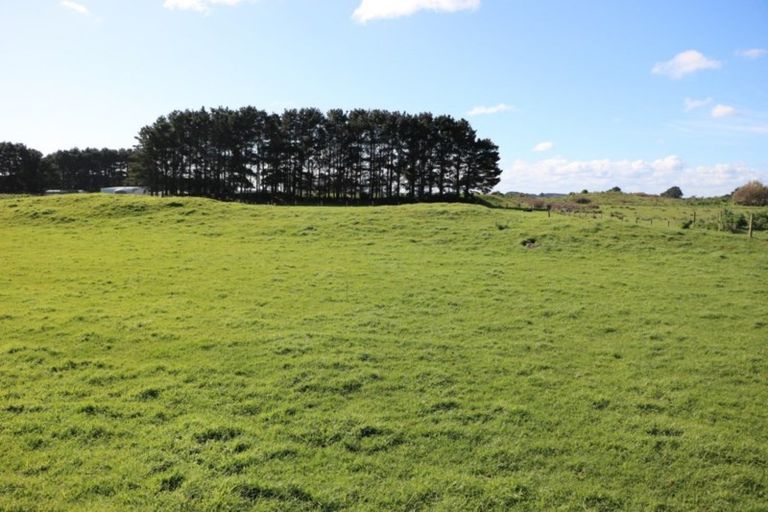 Photo of property in 70 Himatangi Beach Road, Himatangi, Foxton, 4891