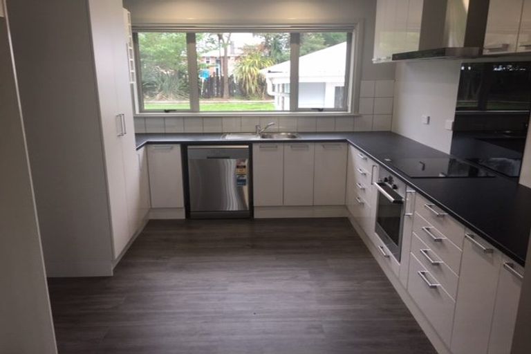 Photo of property in 8 Park Road, Western Heights, Rotorua, 3015