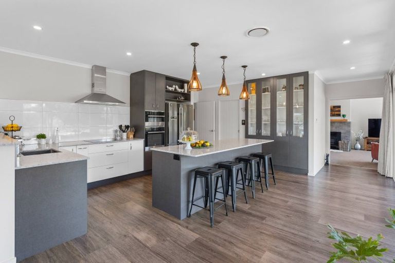 Photo of property in 6 Campbell Drive, Martinborough, 5711