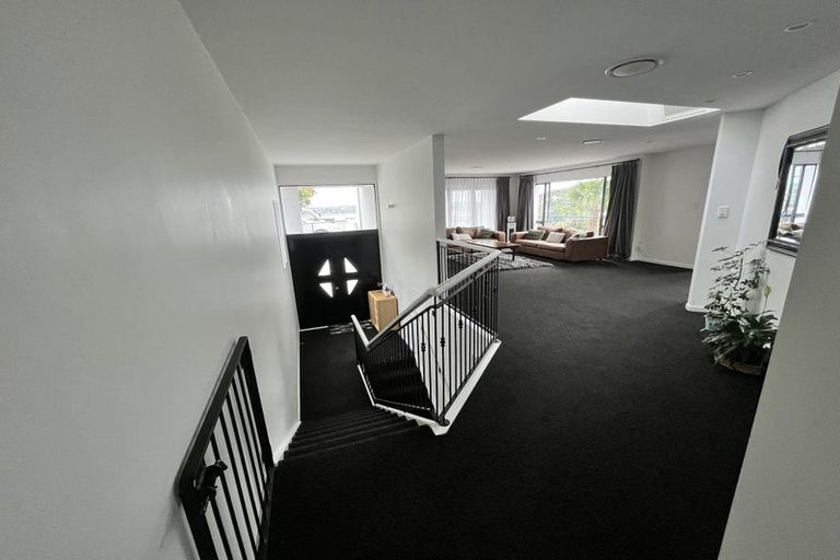 Photo of property in 10a Dalefield Drive, Cashmere, Christchurch, 8022