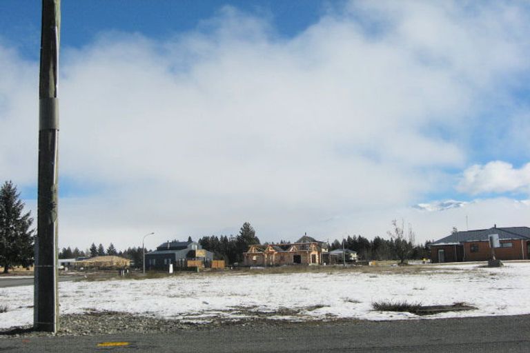 Photo of property in 210 Mackenzie Drive, Twizel, 7901