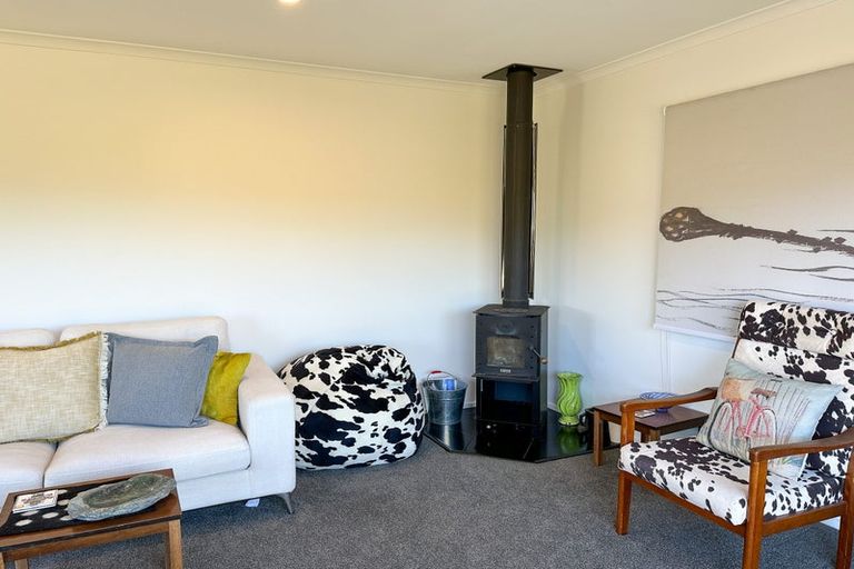 Photo of property in 12 Mcdonald Place, Collingwood, 7073