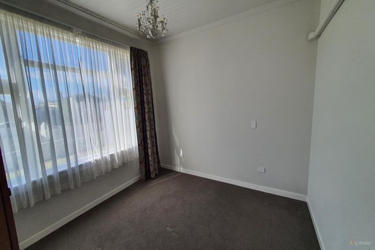 Photo of property in 14 Rhodes Street, Waimate, 7924
