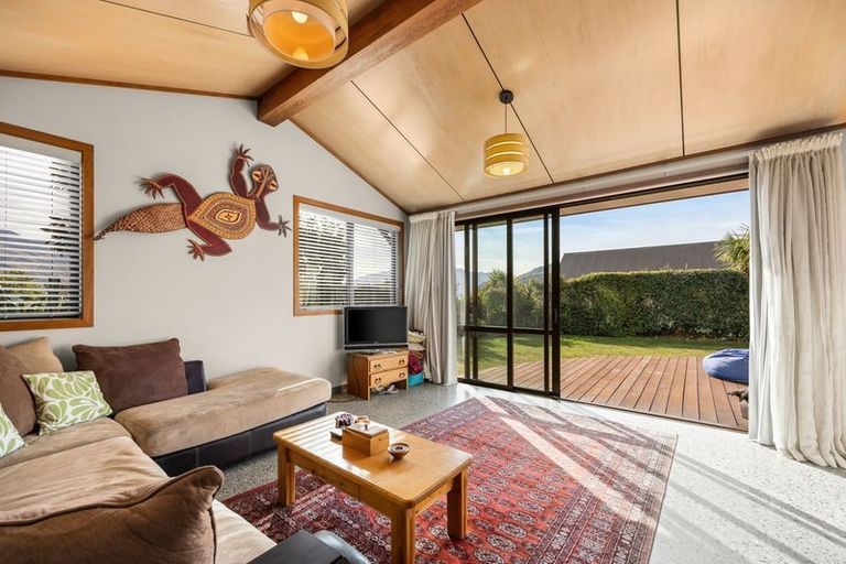 Photo of property in 79 Kings Drive, Wanaka, 9305