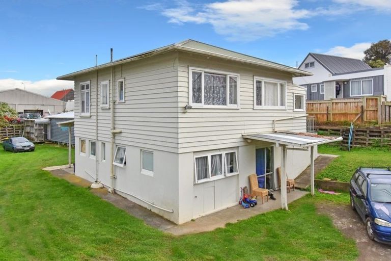 Photo of property in 1/23 Takanini Road, Takanini, 2112