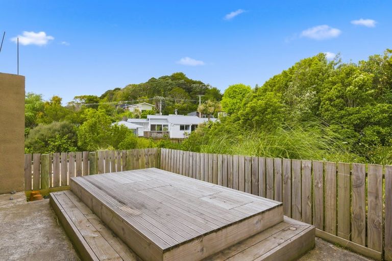 Photo of property in 3 Vera Lane, Paraparaumu, 5032