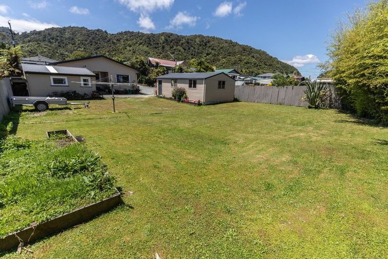 Photo of property in 122 Bright Street, Cobden, Greymouth, 7802