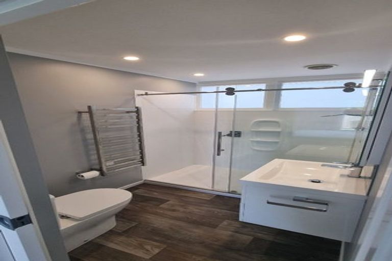 Photo of property in 1/5 Gull Lane, Mairangi Bay, Auckland, 0630