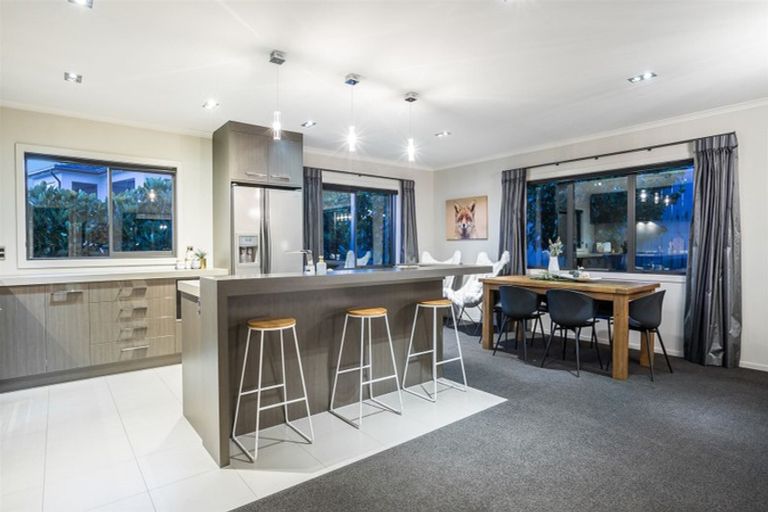 Photo of property in 16 Nelson Avenue, Aotea, Porirua, 5024