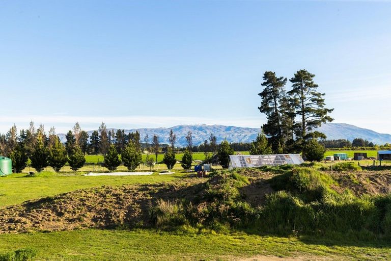 Photo of property in 654 Lake Hawea-albert Town Road, Albert Town, Wanaka, 9382