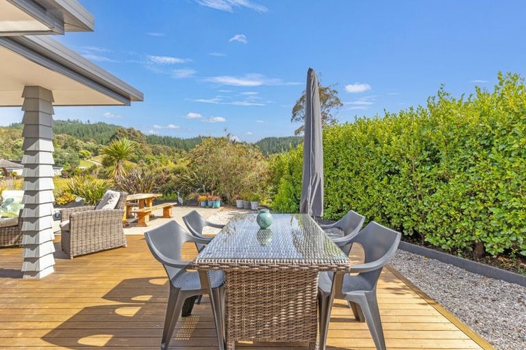Photo of property in 2 Kahu Close, Kaiteriteri, Motueka, 7197