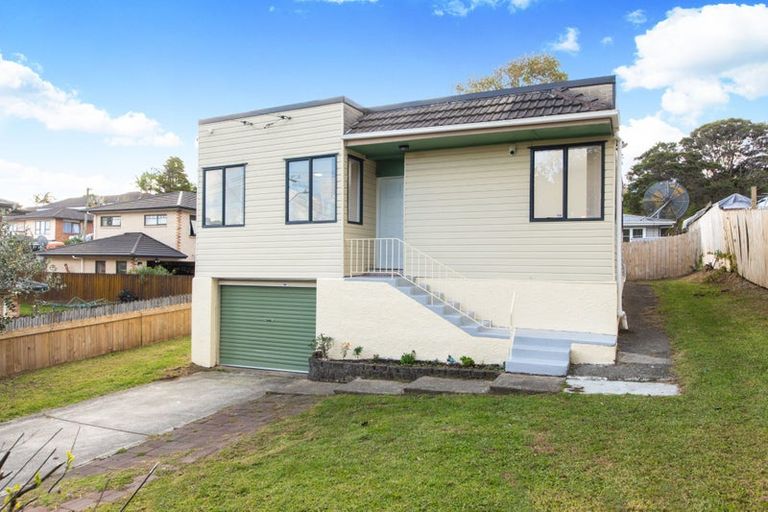 Photo of property in 44 Margate Road, Blockhouse Bay, Auckland, 0600