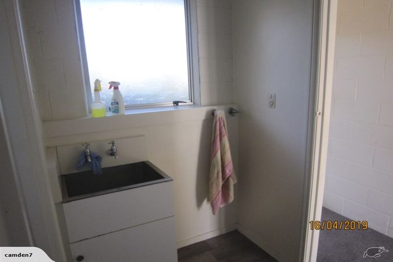 Photo of property in 1/112a Olliviers Road, Phillipstown, Christchurch, 8011