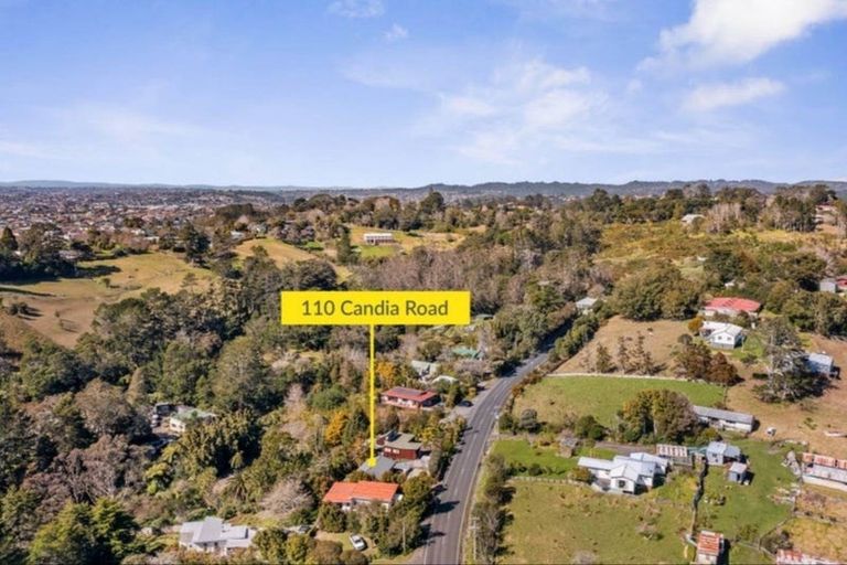 Photo of property in 110 Candia Road, Henderson Valley, Auckland, 0614