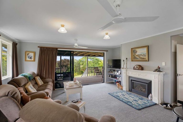Photo of property in 306 Oneriri Road, Kaiwaka, 0573