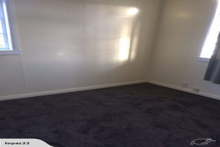 Photo of property in 9 Avenue Road, Foxton, 4814