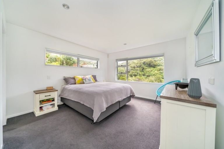Photo of property in 20 Cosgrove Rise, Riverstone Terraces, Upper Hutt, 5018
