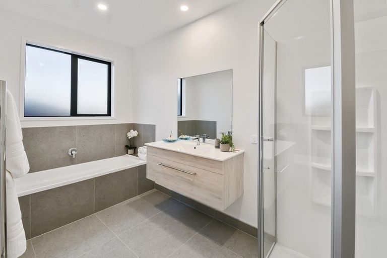 Photo of property in 25 Helenvale Crescent, Pokeno, 2402