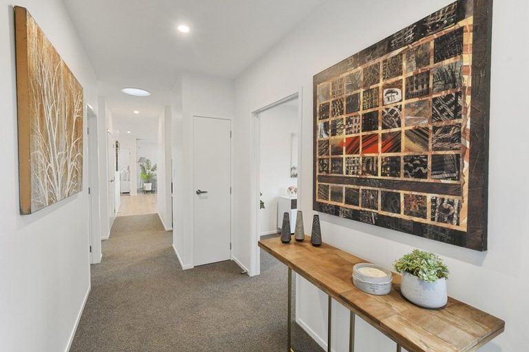 Photo of property in 25 Helenvale Crescent, Pokeno, 2402