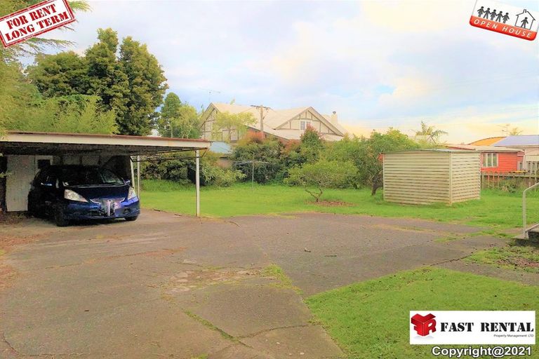 Photo of property in 1/171 Shakespeare Road, Milford, Auckland, 0620