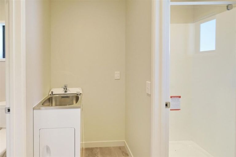 Photo of property in 2/141 Peverel Street, Riccarton, Christchurch, 8041