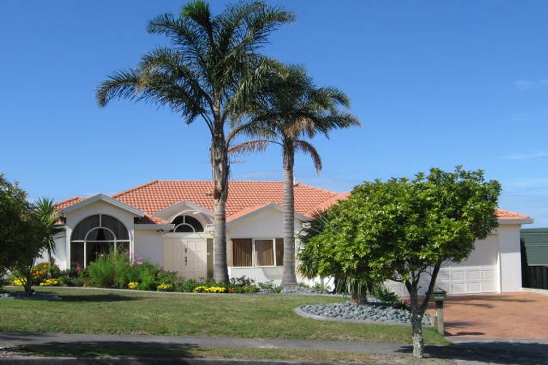 Photo of property in 9 Elsfield Place, Torbay, Auckland, 0630