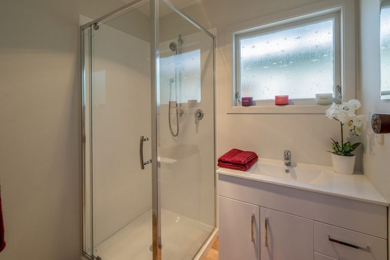 Photo of property in 38d Weraroa Road, Levin, 5510