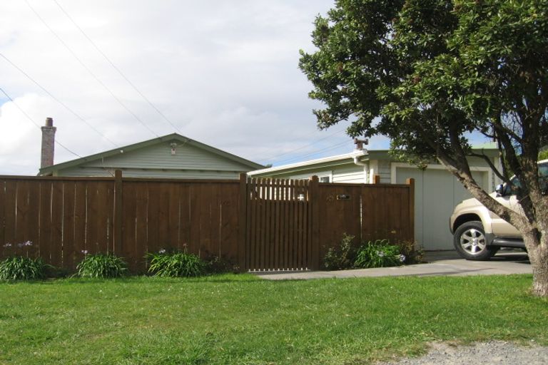 Photo of property in 8 Atua Street, Johnsonville, Wellington, 6037