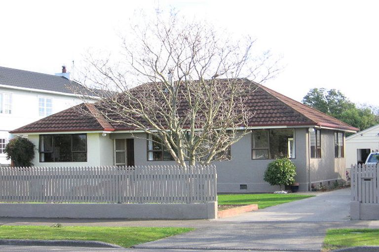Photo of property in 532 Ruahine Street, Hokowhitu, Palmerston North, 4410