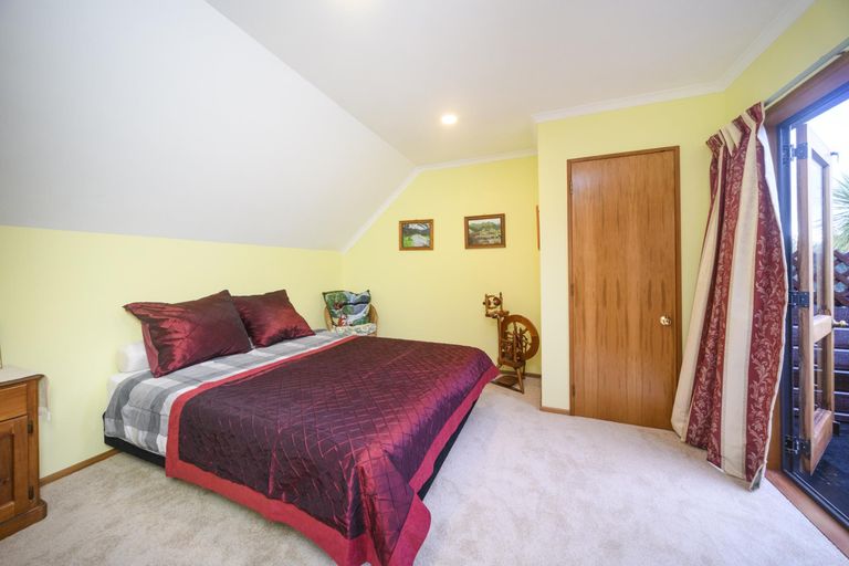 Photo of property in 27 Collingwood Street, Hokowhitu, Palmerston North, 4410