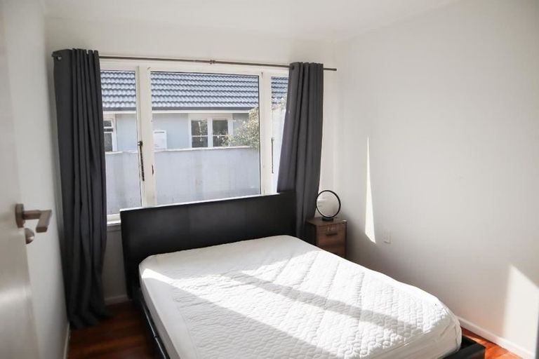 Photo of property in 12 Manor Place, Bryndwr, Christchurch, 8053